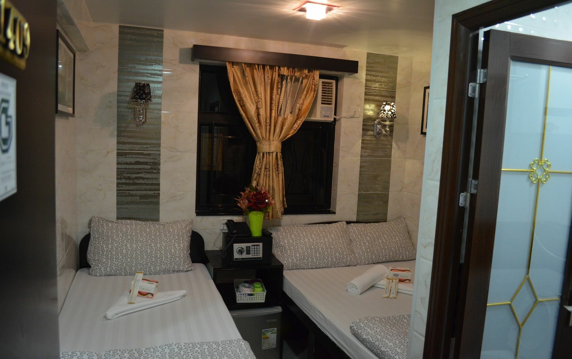 Skystar Hostel Hongkong Buitenkant foto